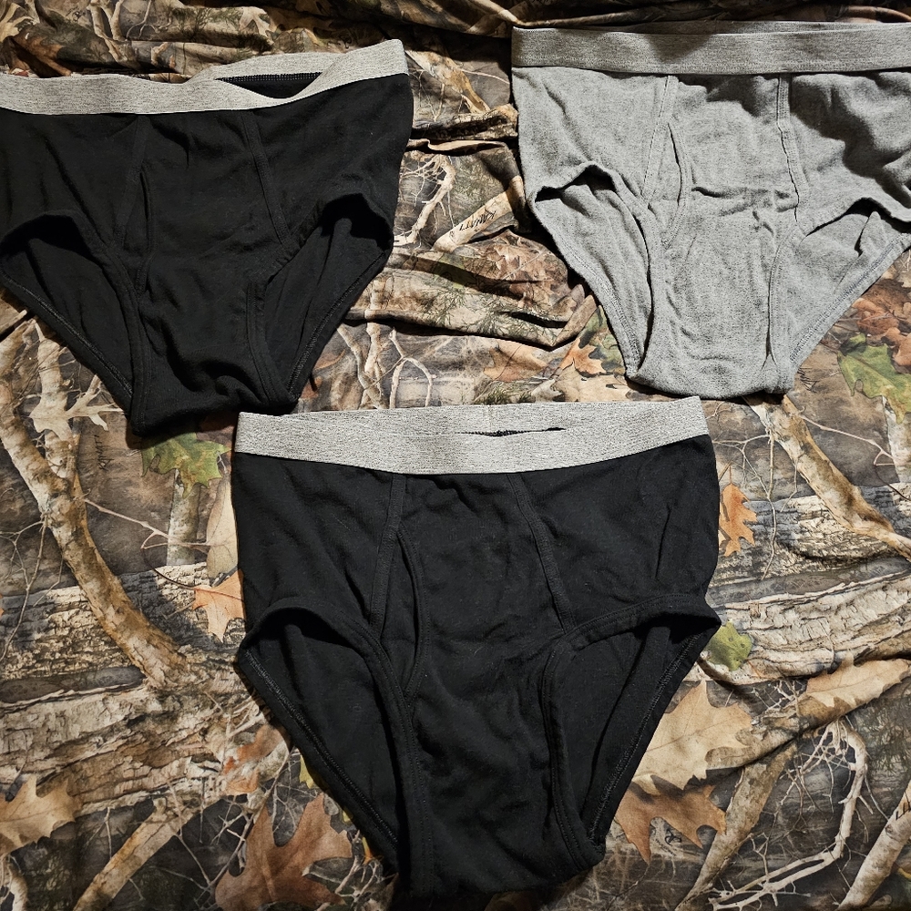 3 nwot Stafford briefs